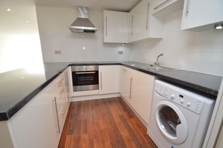 2 bedroom  flat to rent, Available from 29/01/2024