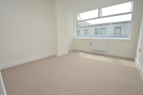 2 bedroom  flat to rent, Available from 29/01/2024
