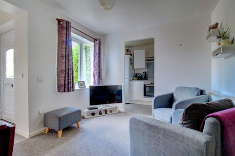 Maisonette to rent, Available from 13/12/2023