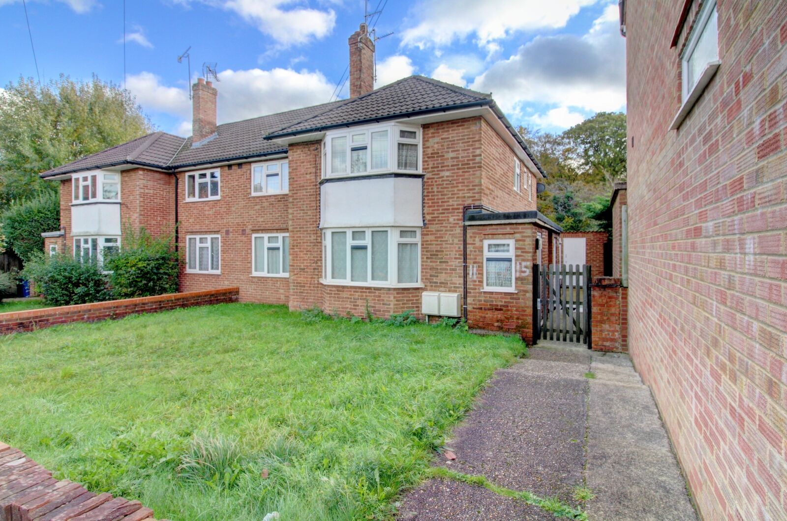 2 bedroom  maisonette for sale Larkfield Close, High Wycombe, HP13, main image