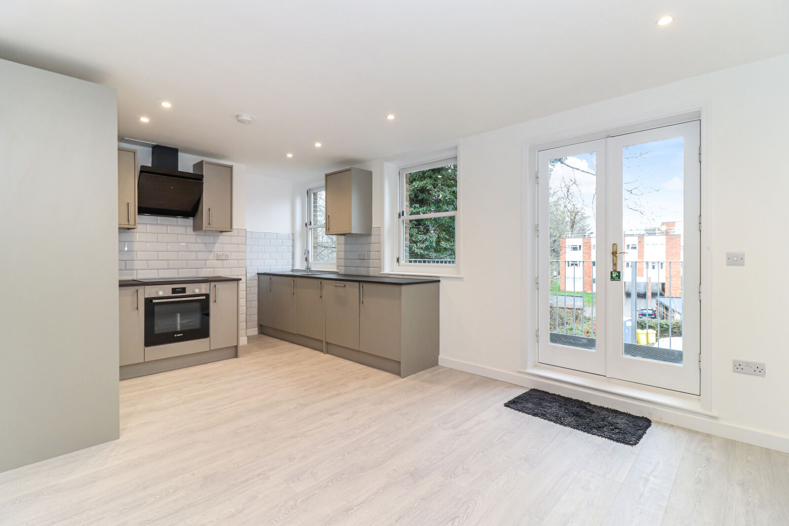2 bedroom  flat for sale Amersham Hill, High Wycombe, HP13, main image
