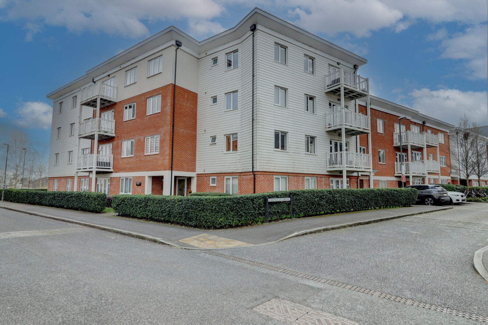 2 bedroom  flat for sale Chequers Avenue, High Wycombe, HP11, main image