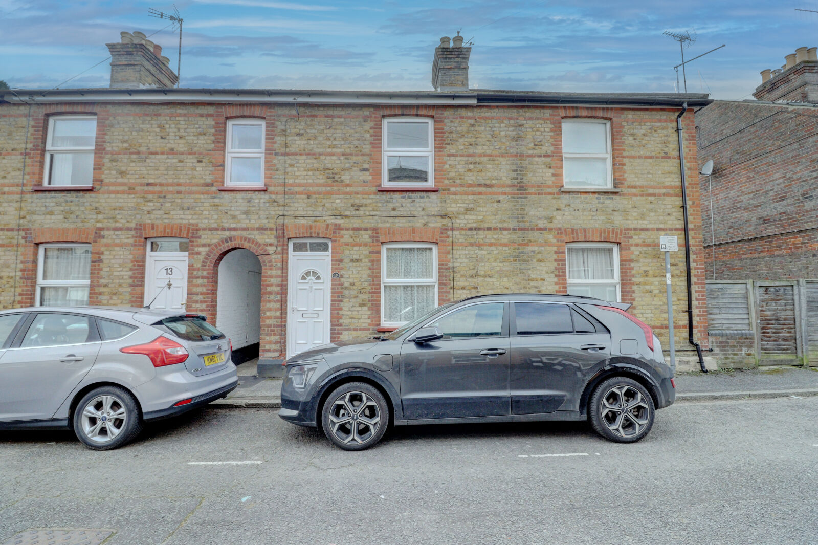 2 bedroom mid terraced house for sale Shaftesbury Street, High Wycombe, HP11, main image