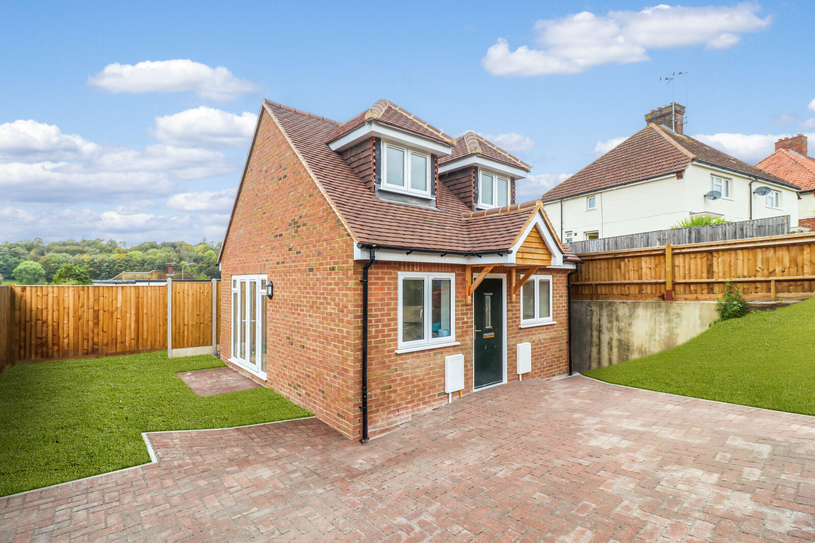 1 bedroom detached house for sale Rowan Avenue, High Wycombe, HP13, main image