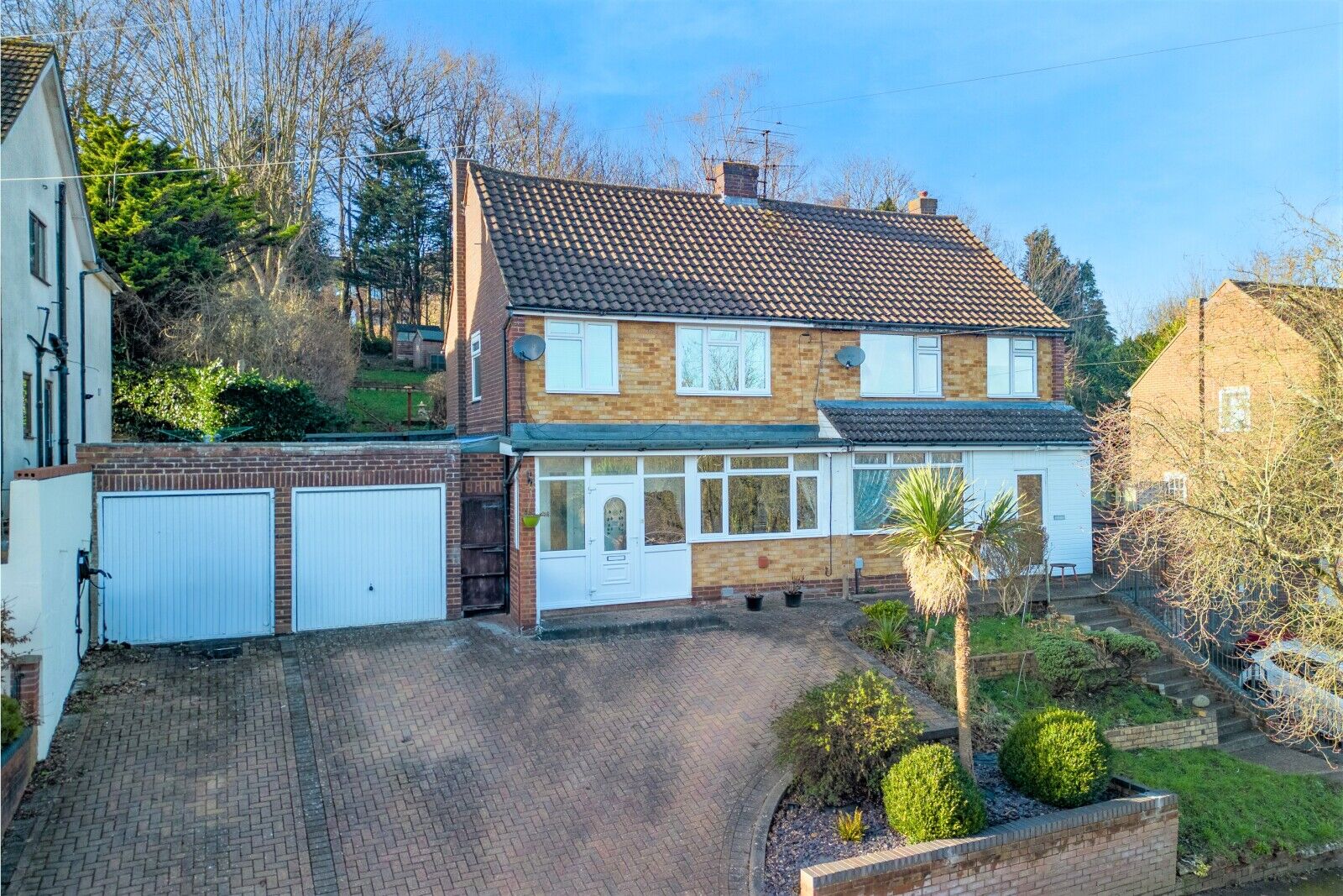 3 bedroom semi detached house for sale Deeds Grove, High Wycombe, HP12, main image