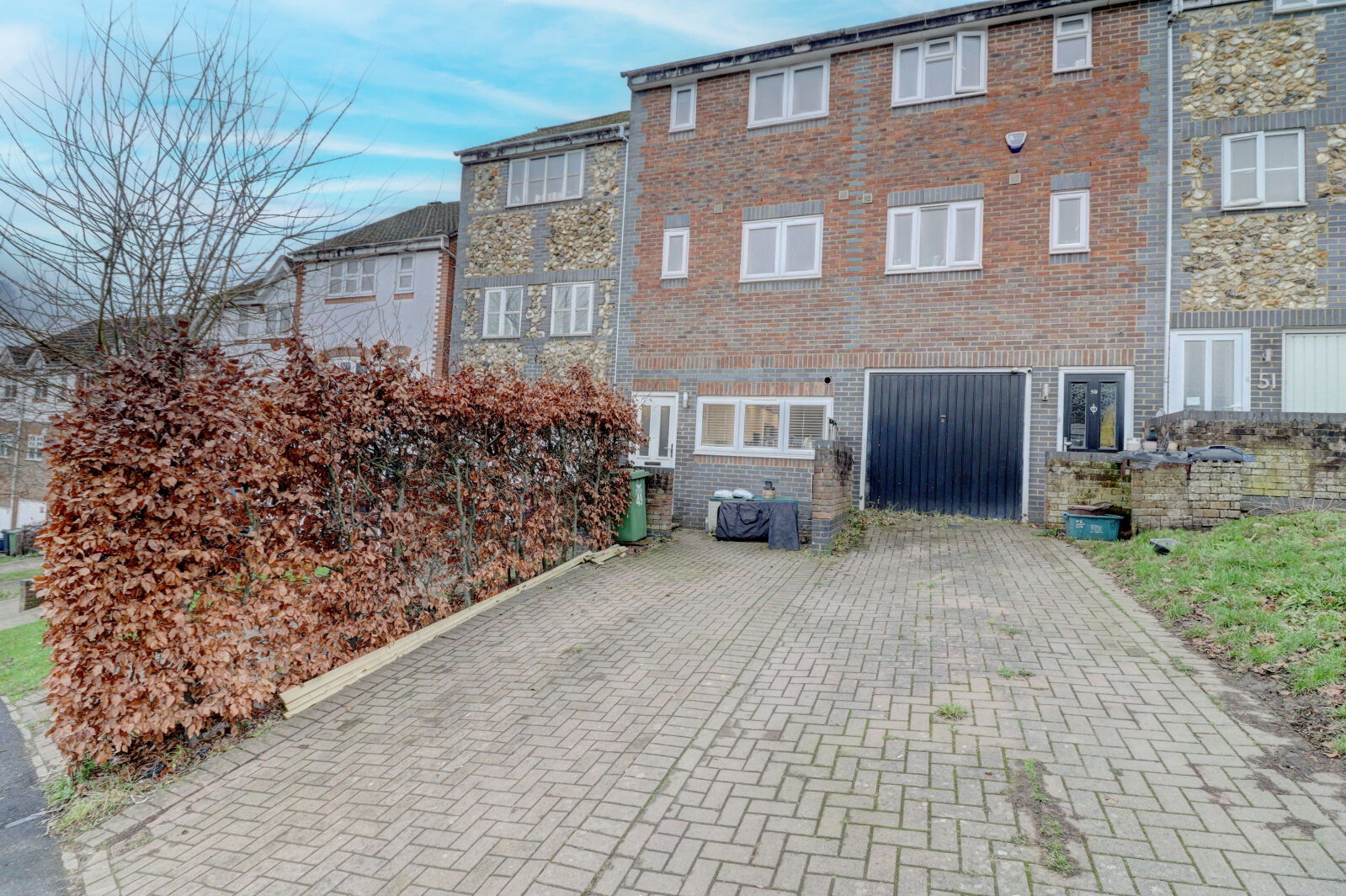 3 bedroom mid terraced house for sale Wheelers Park, High Wycombe, HP13, main image