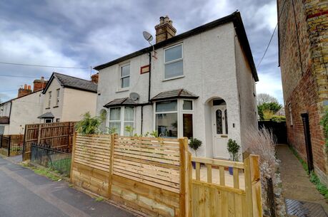 2 bedroom semi detached house for sale