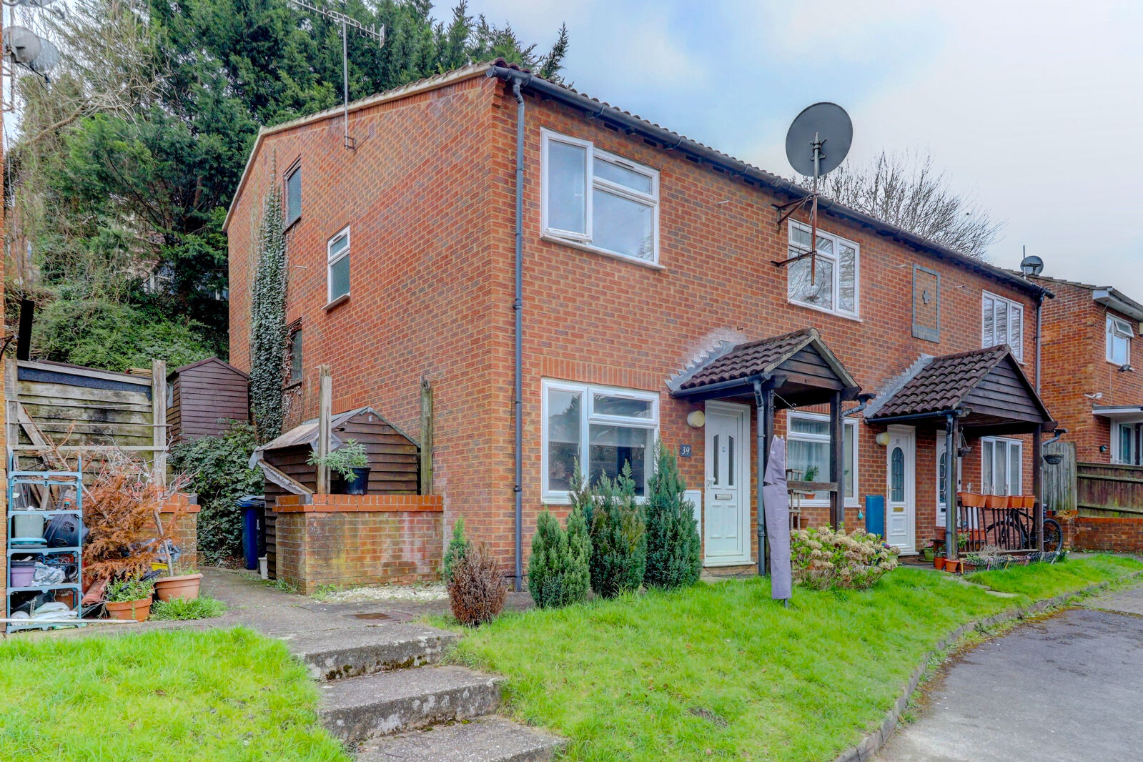 1 bedroom end terraced house for sale Westfield Walk, High Wycombe, HP12, main image