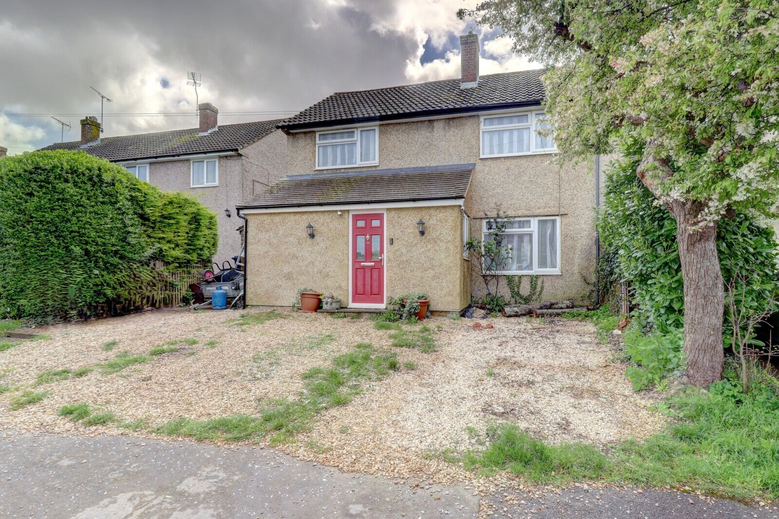 3 bedroom end terraced house for sale Woodfield Road, Princes Risborough, HP27, main image