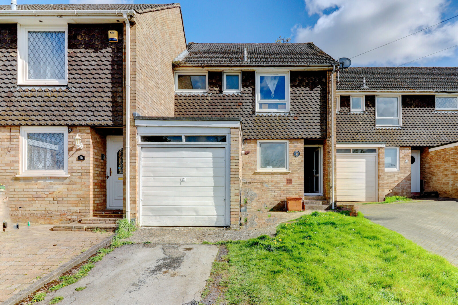 3 bedroom mid terraced house for sale Conifer Rise, High Wycombe, HP12, main image