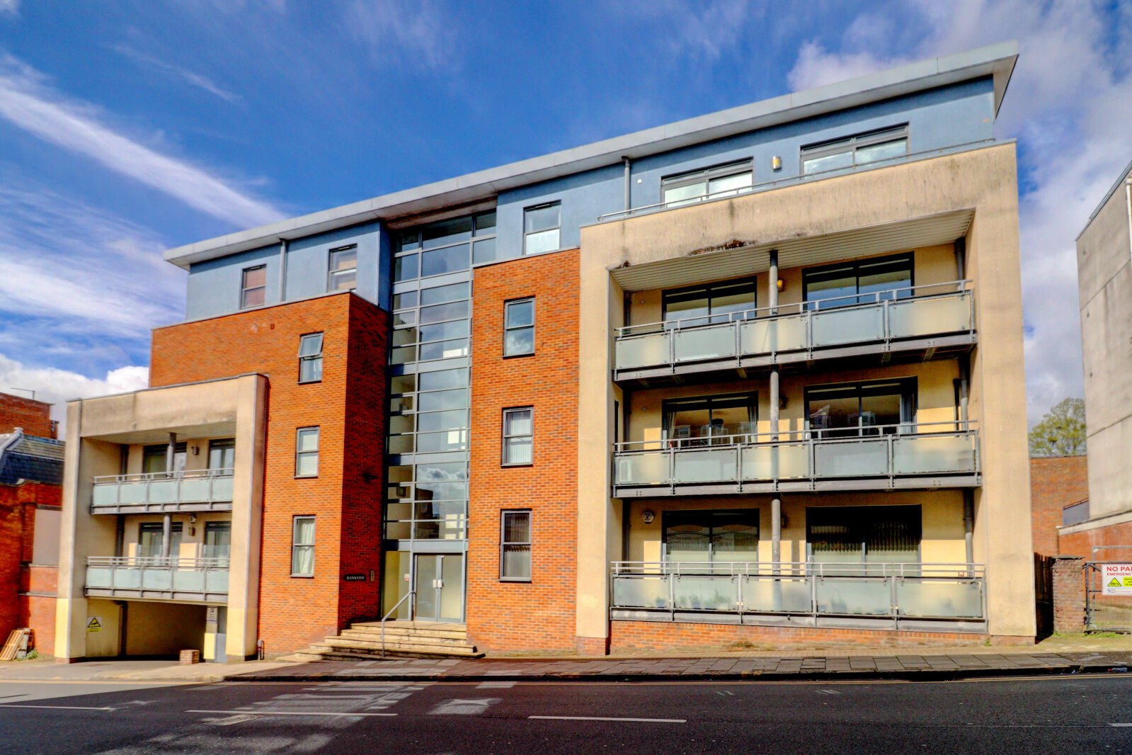 2 bedroom  flat for sale Corporation Street, High Wycombe, HP13, main image