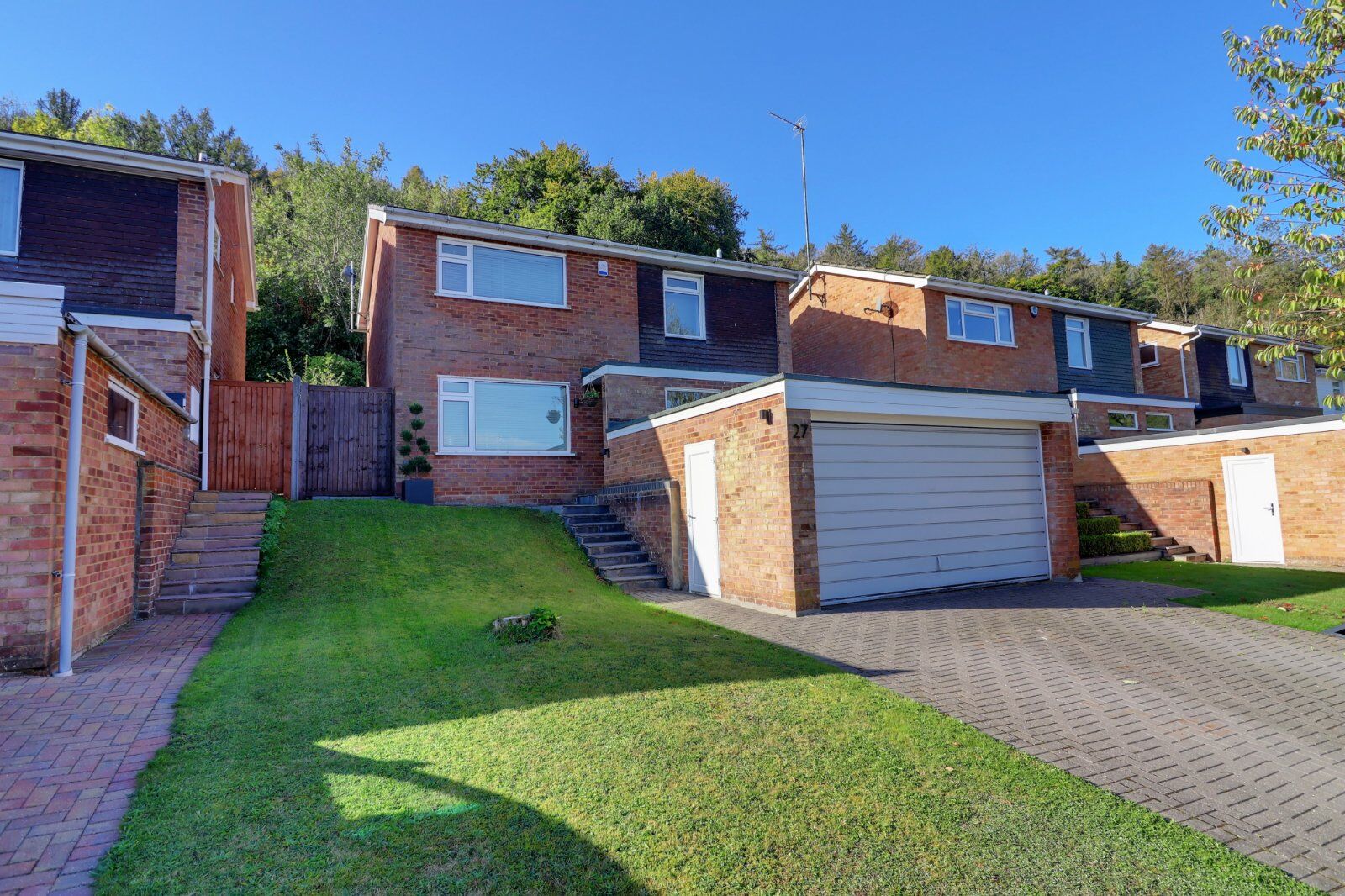 4 bedroom detached house for sale The Briars, High Wycombe, HP11, main image