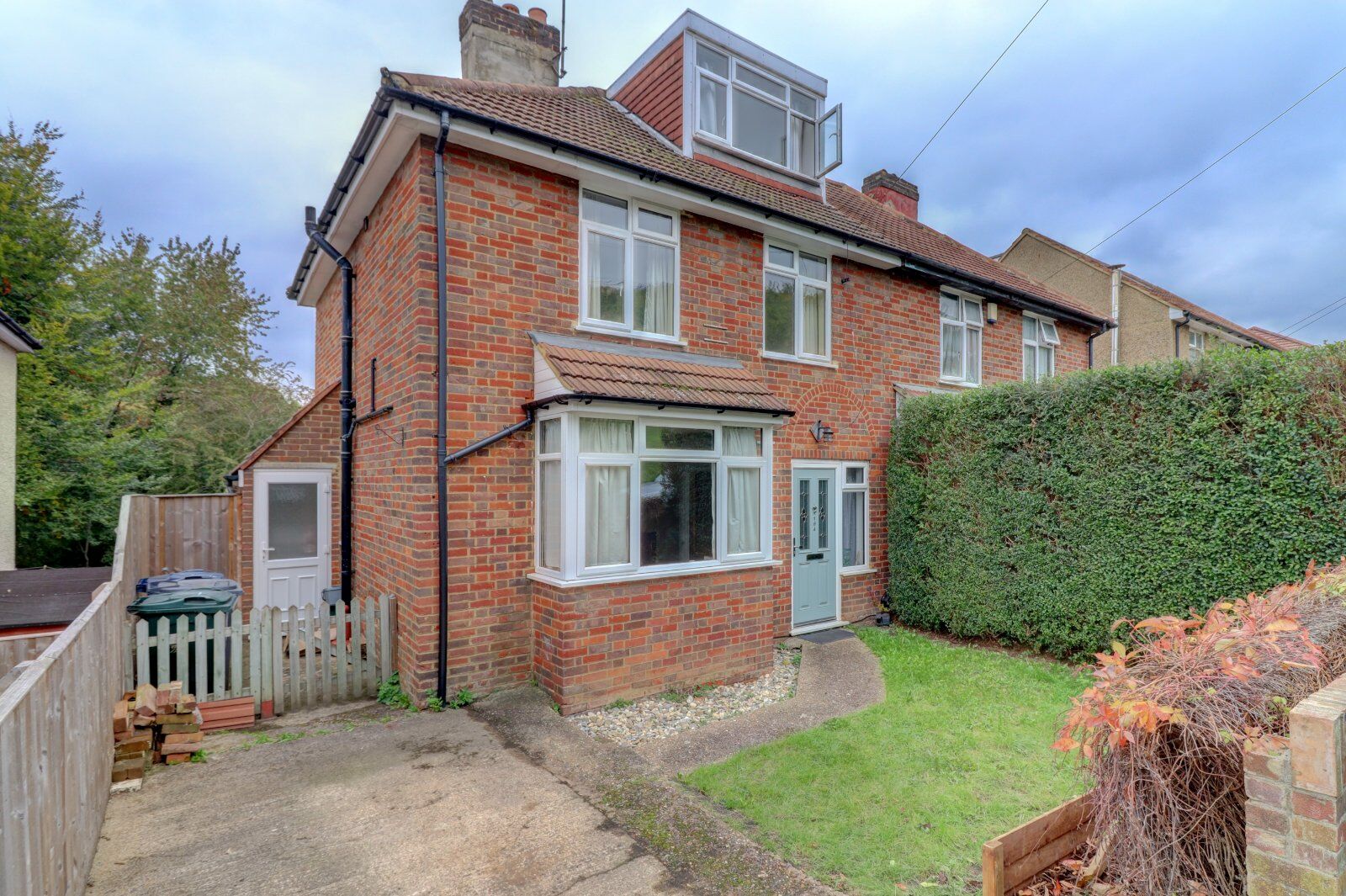 3 bedroom semi detached house for sale Dashwood Avenue, High Wycombe, HP12, main image