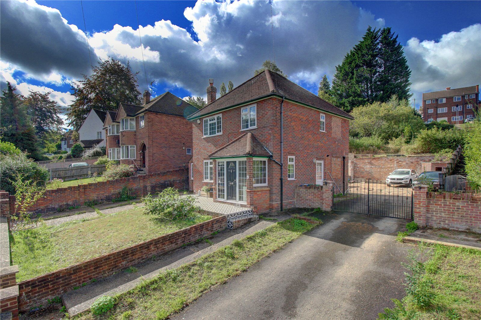 3 bedroom detached house for sale Desborough Avenue, High Wycombe, HP11, main image