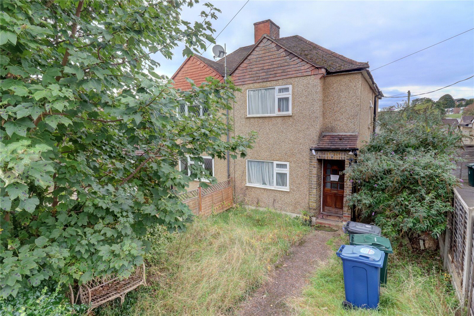 2 bedroom semi detached house for sale Melbourne Road, High Wycombe, HP13, main image