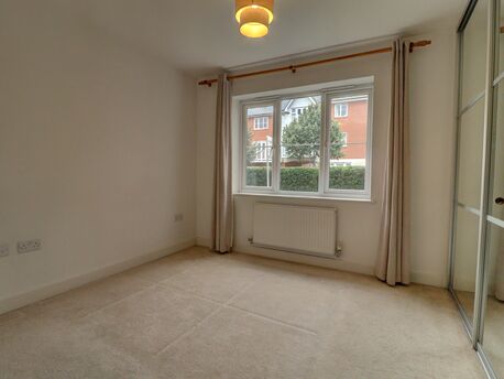 1 bedroom  flat to rent, Available from 15/07/2024