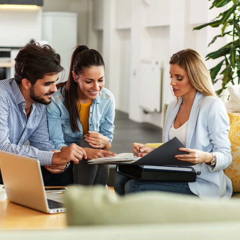 Vauation manage with customers sharing house price information